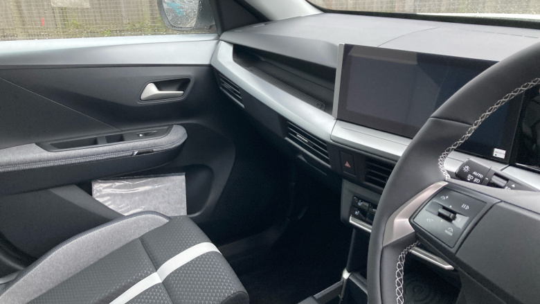 Vauxhall Frontera 83kW GS 44kWh 5dr Auto Electric Estate